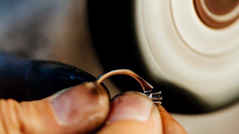How to Polish Silver