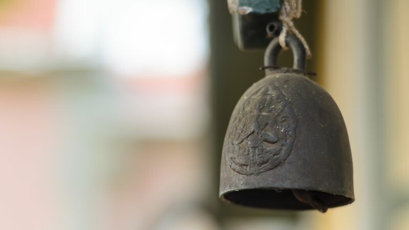 The-Origin-of-the-Legend-of-the-Bell-CRATEX